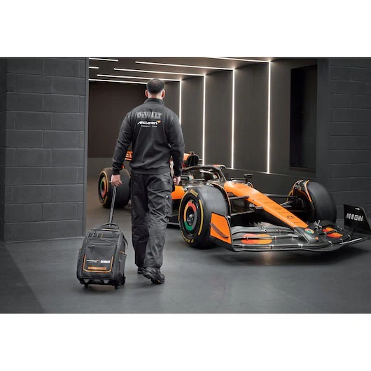 DEWALT X MCLAREN F1 TEAM TEKERLEKLİ TAKIM ÇANTASI